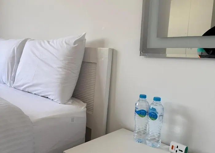 2br G-cribs شقة *