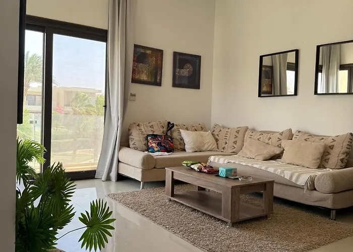2br G-cribs شقة *