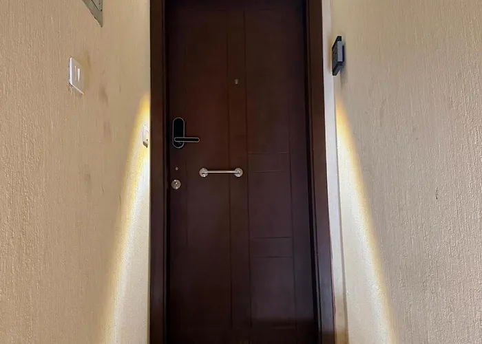 2br G-cribs *